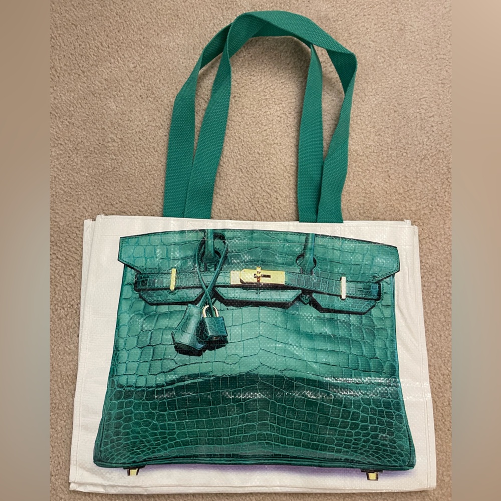 Croc "Print" Reusable Shopping Tote in Green - Picture 4 of 15
